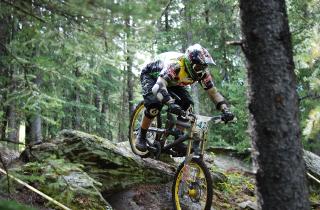 Фэтбайк подходит для зимних поездок и катания летом по песку — эксперт Синельников