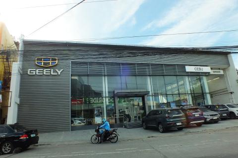 В Китае стартуют предзаказы на гибридный седан Geely Galaxy A7 с ценой от 1,1 млн рублей
