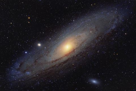 Контактная двойная система Андромеды показала стабильность и активность оболочки — Тихана Пенса