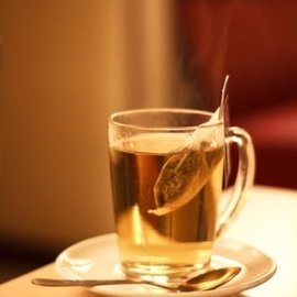 Ученые США выяснили, что черный чай способен почти полностью убить коронавирус в слюне