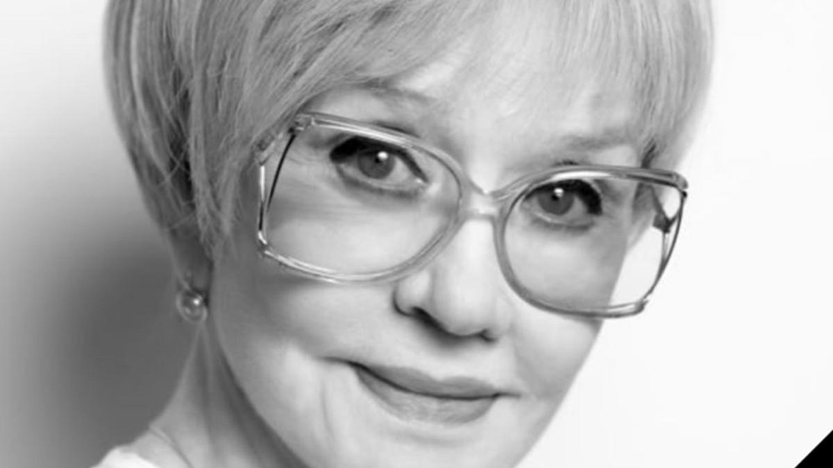 Вера Алентова