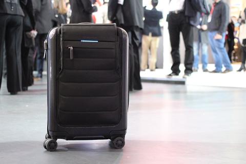 В Госдуме предложили приоритетное обслуживание в аэропортах для семей с детьми дошкольного возраста