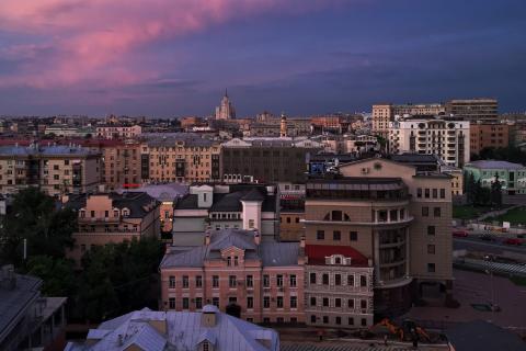 Монолитные, кирпичные и панельные дома: плюсы и минусы перед покупкой квартиры