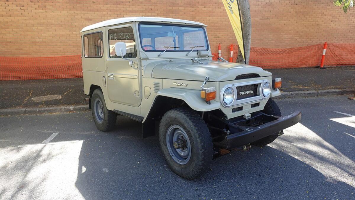 Toyota Land Cruiser (FJ40)