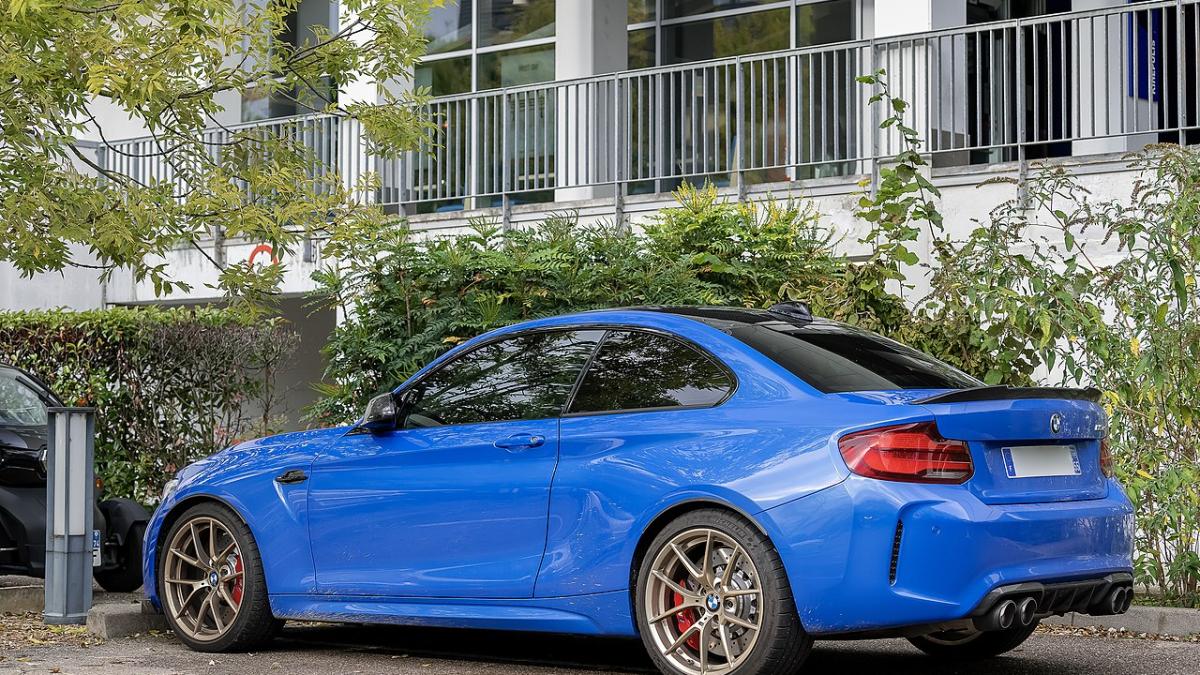 BMW M2 CS