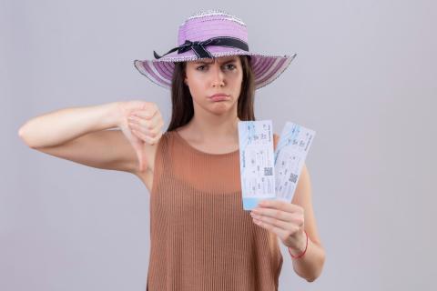 Эксперты прогнозируют рост цен на авиабилеты в России на 10% из-за увеличения сборов
