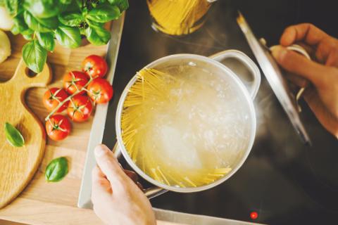 Итальянские шеф-повара считают соль ключевым элементом вкуса пасты