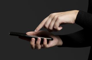 Мошенники могут использовать поддельные сообщения при разблокировке номеров — советы по безопасности