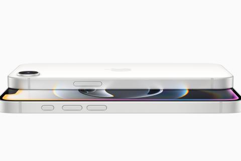 Apple заявила о 45% доли возобновляемой энергии в производстве iPhone Air