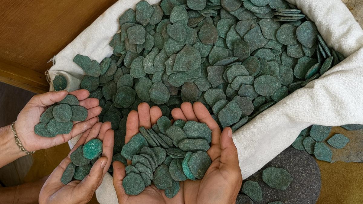 Старинные монеты в мешке Старинные монеты в мешке