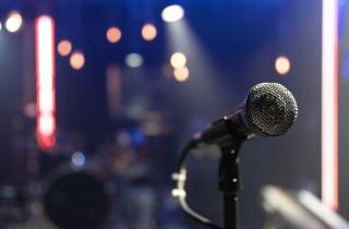 Тексты песен влияют на поведение сильнее мелодии — Psychology of Music