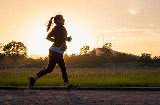 Очерёдность кардио и силовых не меняет результат — GQ