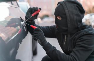 Иммобилайзеры и криптостойкие сигнализации предотвращают запуск двигателя при угоне — автоспециалисты