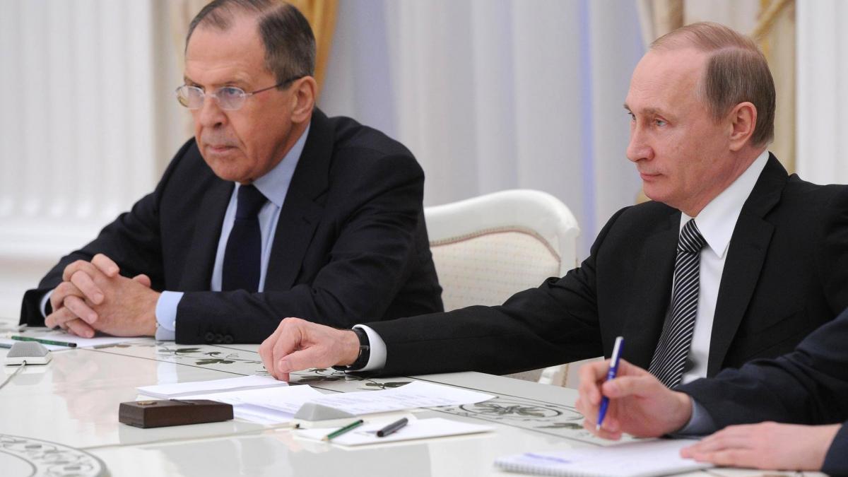 Владимир Путин и Сергей Лавров