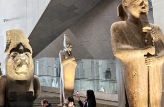 В новом музее выставлено более 100 000 экспонатов, охватывающих 5000 лет истории Египта