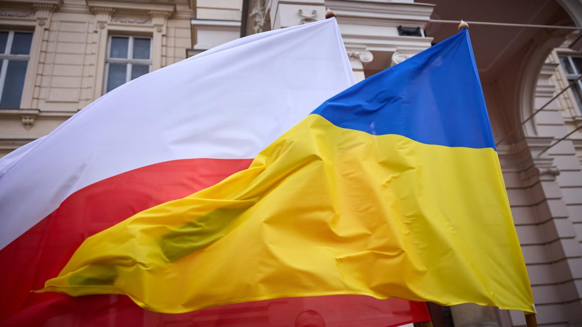 Флаг Украины и Польши