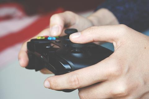 Новая функция Xbox-контроллеров позволяет переключаться между играми и приложениями