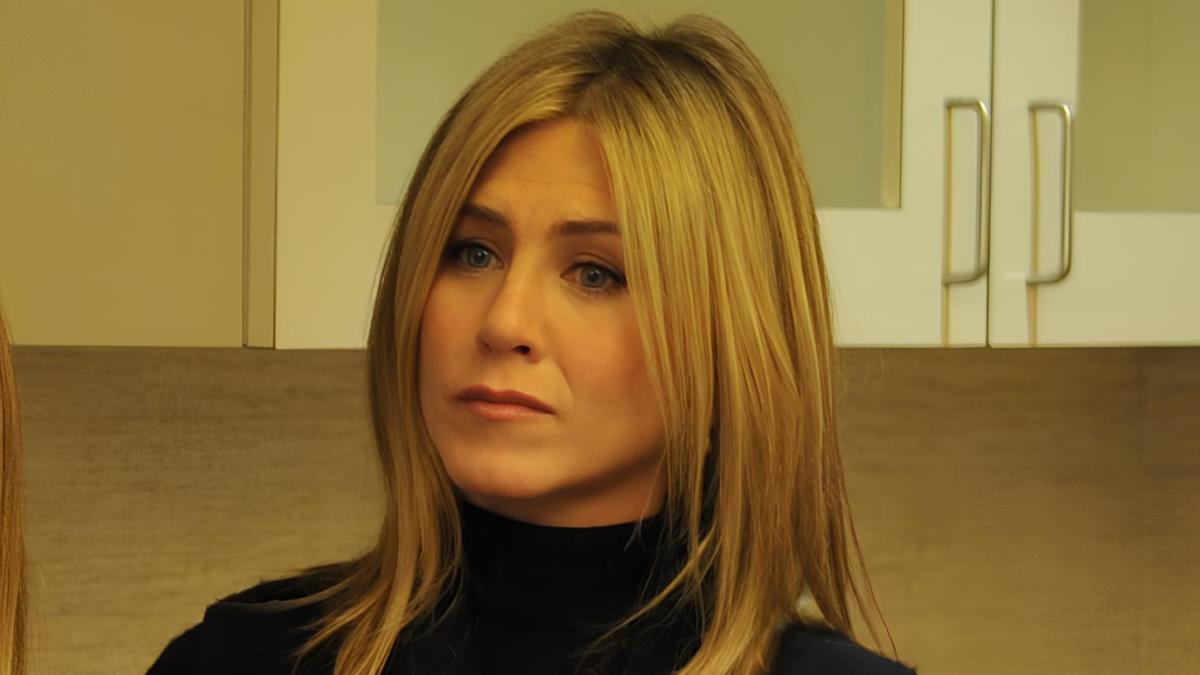 Дженнифер Энистон