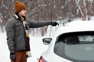 Мокрый снег увеличивает нагрузку на кузов автомобиля — Касьяненко автоэксперт