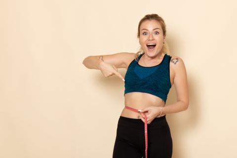 Вес уходит без паники и голодовок: простая добавка из аптеки заменяет собой целую гору еды