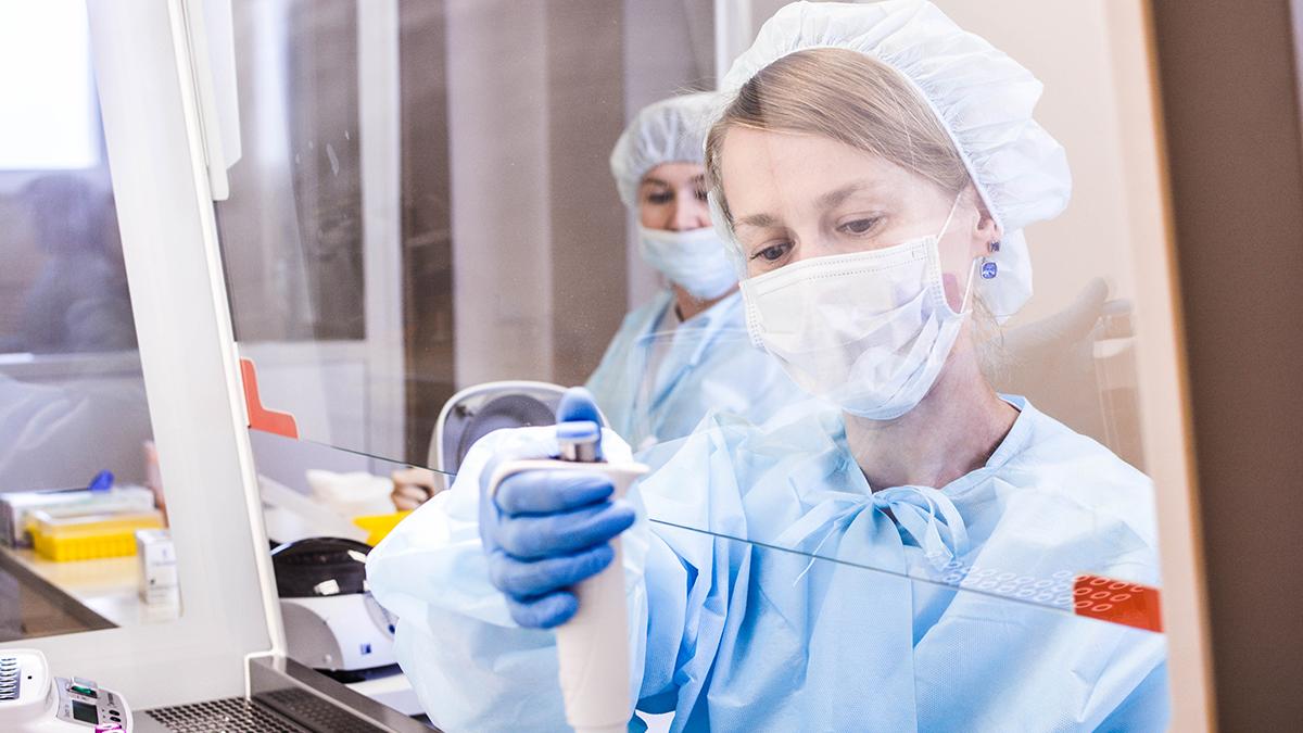 Врач за работой Врач за работой