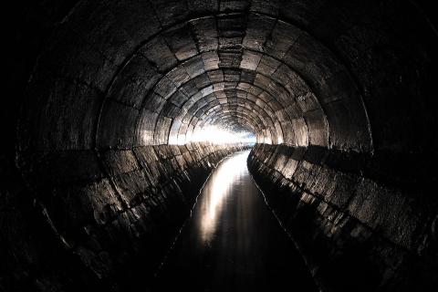 Камчатские жители обнаружили затопление подвала канализацией — 41 Регион