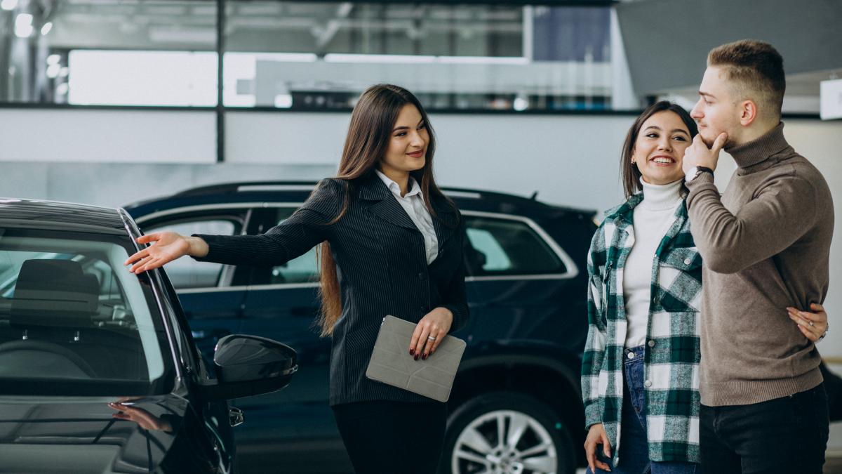 Автосалон