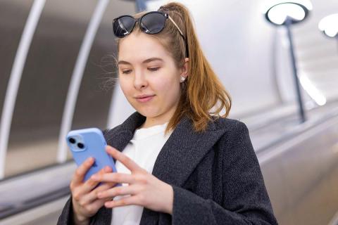 Тестировщики отмечают низкую производительность обновлённой Siri в iOS 26.4