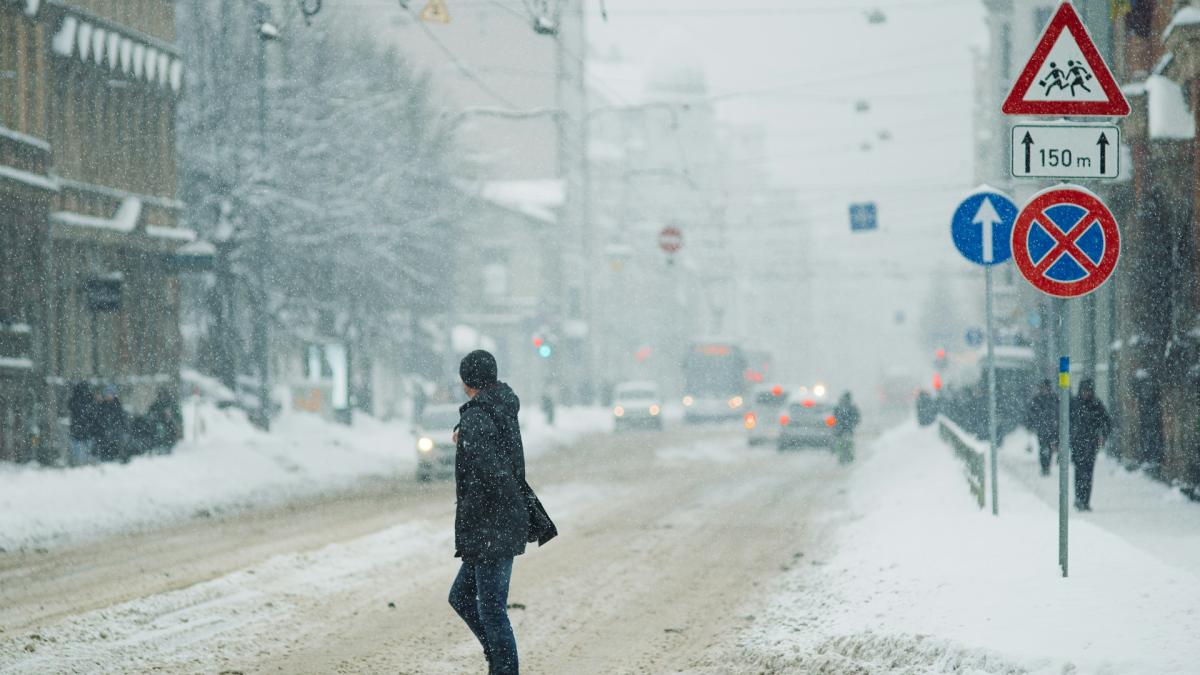Холодное время года в городе