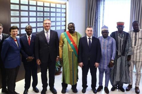 Число студентов из Нигера и Буркина-Фасо в России выросло в пять раз — ЦНД