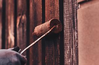 Деревянные двери больше не оставляют 