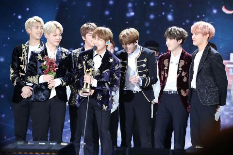 McDonald’s и BTS запустят коллекцию Happy Meal с 3 сентября