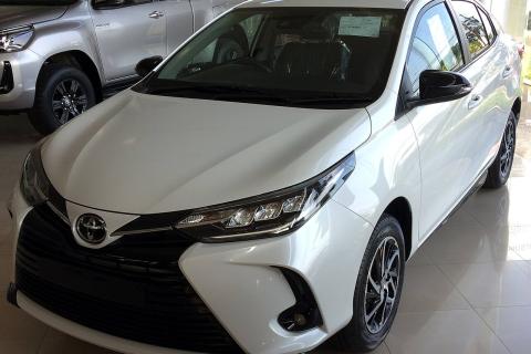 Toyota представила обновлённый Yaris Ativ 2025 в гибридной версии и исполнении GR Sport
