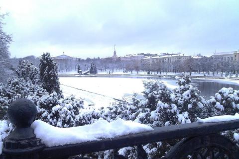 Зимний Минск подходит для коротких поездок с прогулками и музеями — гиды