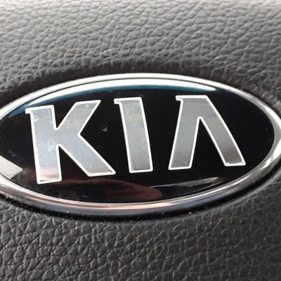 Компания Kia представила на автосалоне в Нью-Йорке новый хэтчбек Kia K4 5DR