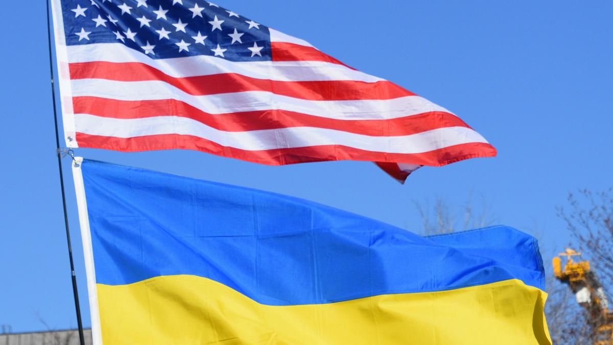 Флаг США и Украины Флаг США и Украины