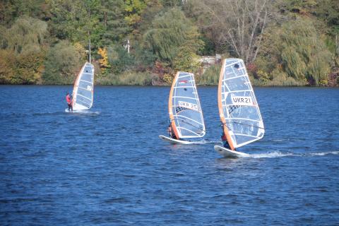 Попробовала виндсерфинг для галочки – а теперь бронирую отпуск только ради него
