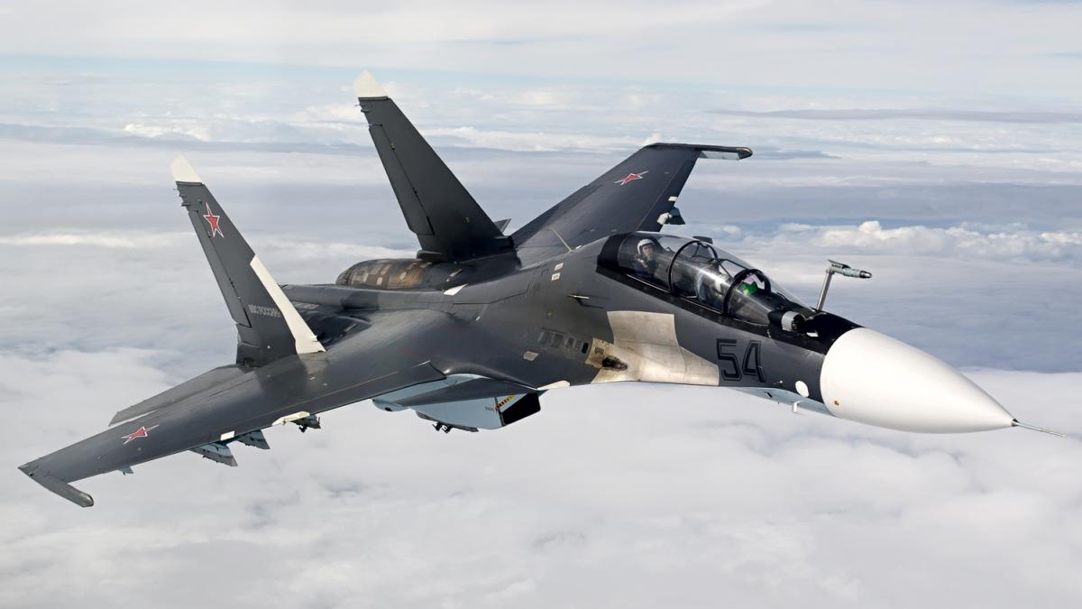 Истребитель Су-30СМ