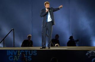 Принц Гарри рассказал, что его дети участвуют в рабочих звонках фонда Archewell Принц Гарри рассказал, что его дети участвуют в рабочих звонках фонда Archewell