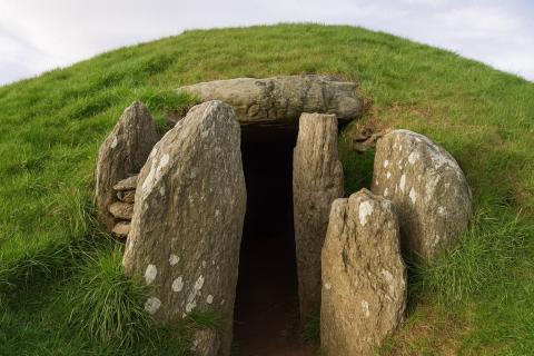 Киддер: курганы Поверти-Пойнт построены эгалитарным обществом охотников-собирателей Киддер: курганы Поверти-Пойнт построены эгалитарным обществом охотников-собирателей