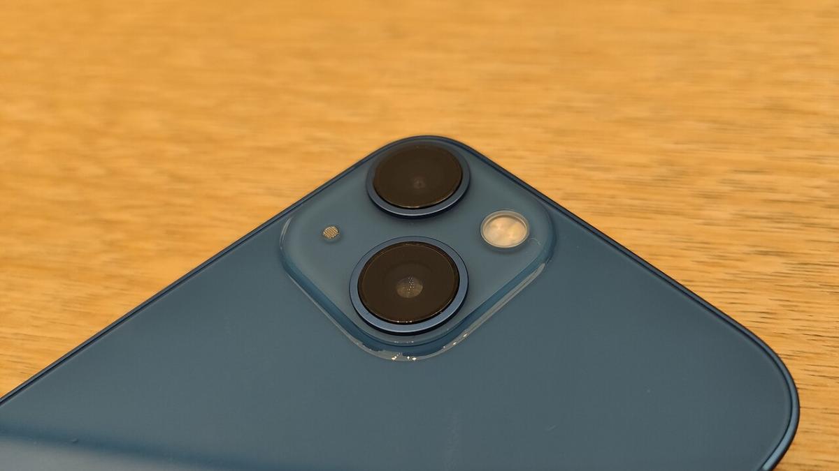 iPhone 13