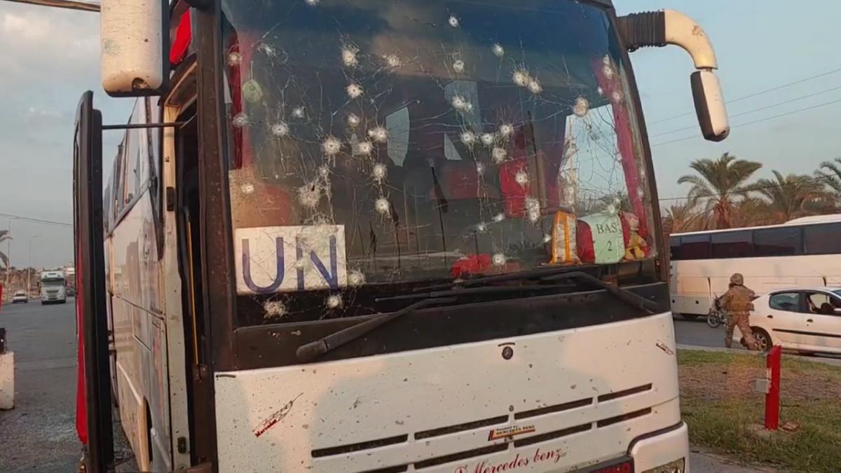 Автобус ООН после атаки израильских дронов, Ливан Автобус ООН после атаки израильских дронов, Ливан