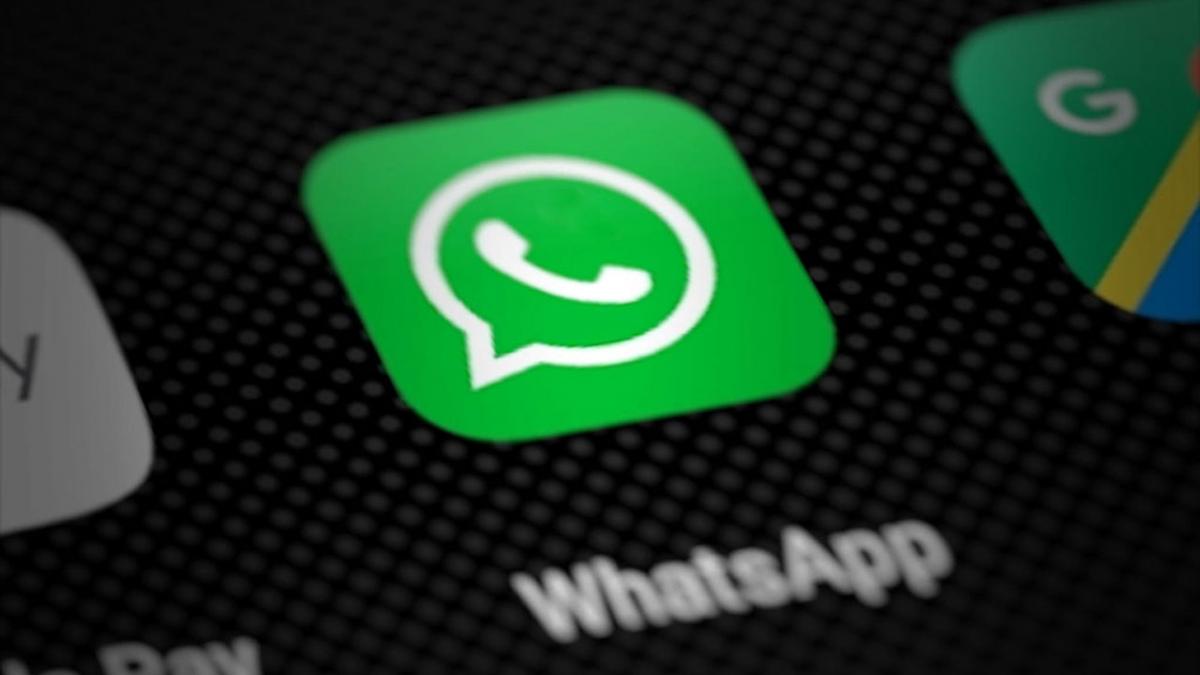 WhatsApp WhatsApp