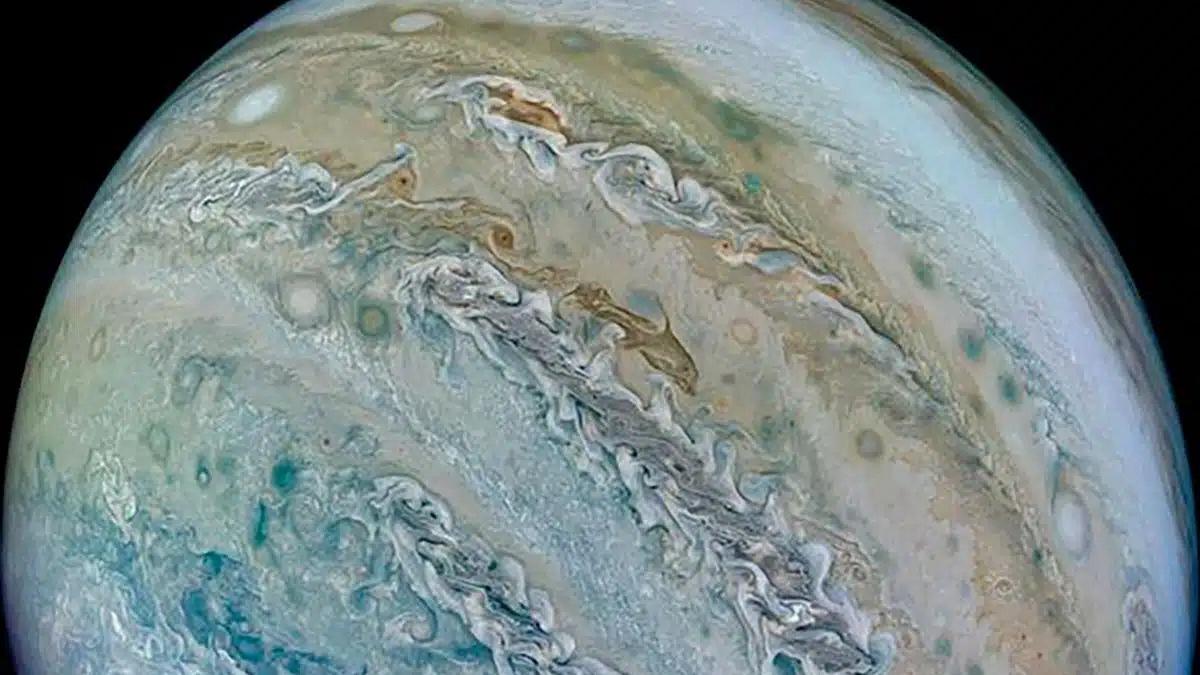 Дельфин в атмосфере Юпитера