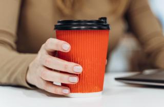 Кофе может защищать клетки печени благодаря антиоксидантам — гастроэнтеролог Анна Свиридова