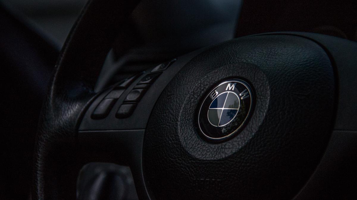 BMW steering wheel (Unsplash) BMW steering wheel (Unsplash)