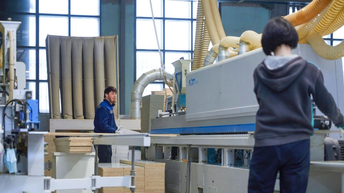 мебельный завод