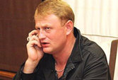 Экс-милиционеру Дымовскому за мошенничество грозит срок до 6 лет