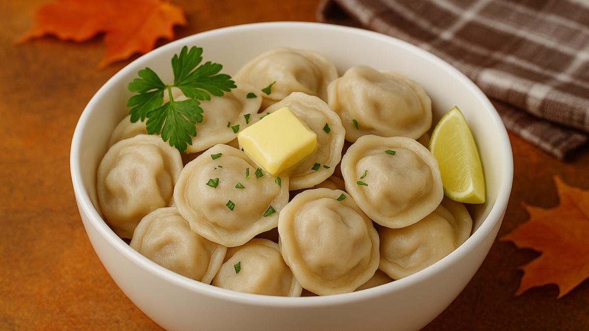 Пельмени с мясом и луком