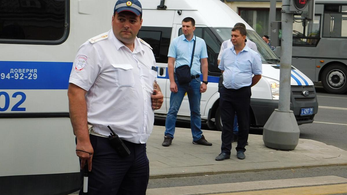 Сотрудник ДПС